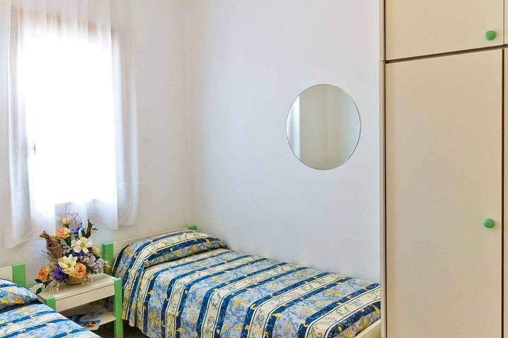 Bungalow für 6 Personen, mit Garten in Bibione - 2