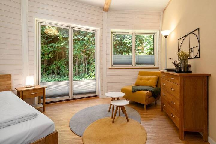 Ferienhaus für 8 Personen, mit Sauna und Terrasse sowie Garten in Penzlin - 3