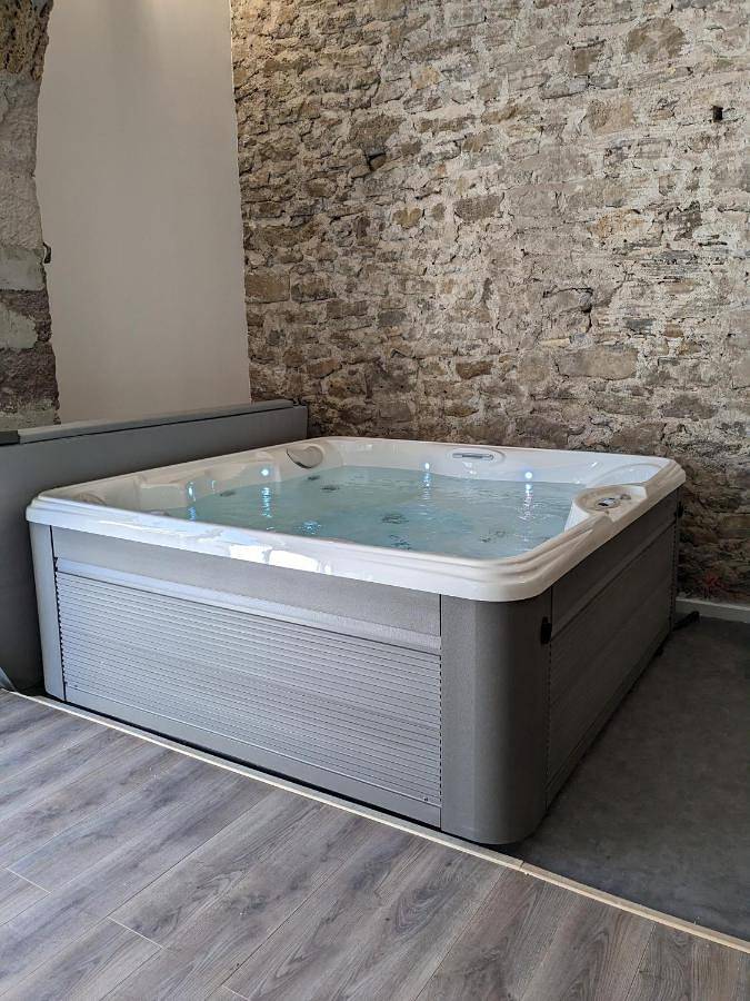 Chambre d’hôte pour 2 personnes, avec jacuzzi