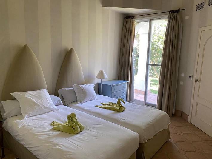 Casa rural para 5 personas, con Balcón y Terraza además de Jardín y Piscina en Benalup-Casas Viejas - 3