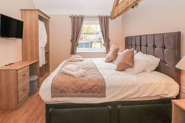 Cottage for 2 People in Chester, Cheshire, Photo 2