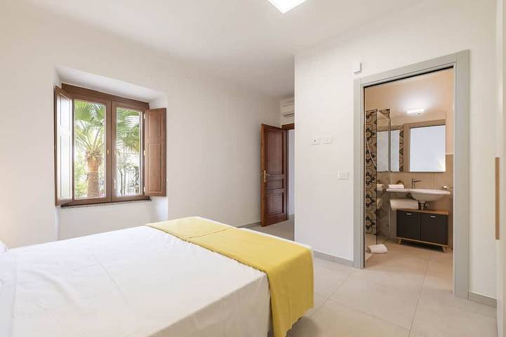 Holiday apartment for 2 people, with garden - 1