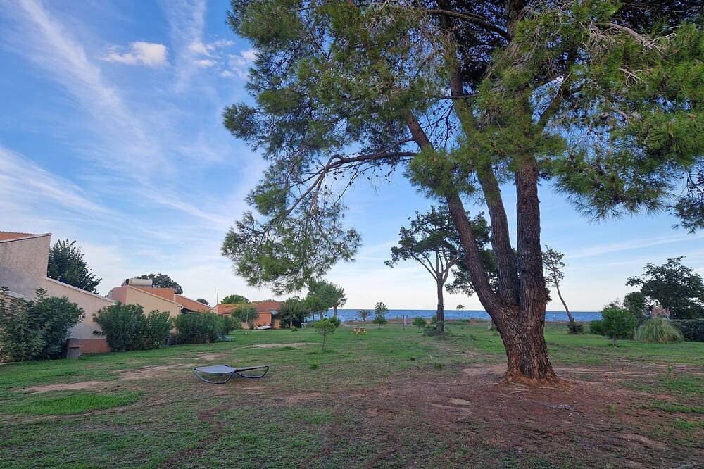 Appartamento intero, Studio for 2 persons in Poggio-Mezzana, Corte e dintorni