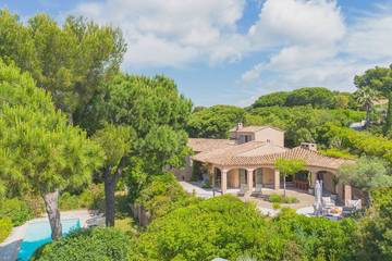 Villa pour 8 personnes, avec jardin et balcon, animaux acceptés dans Gigaro