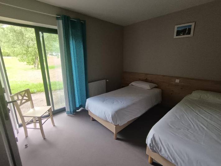 Hôtel pour 2 personnes, avec terrasse ainsi que vue et jardin à Auzat - 3