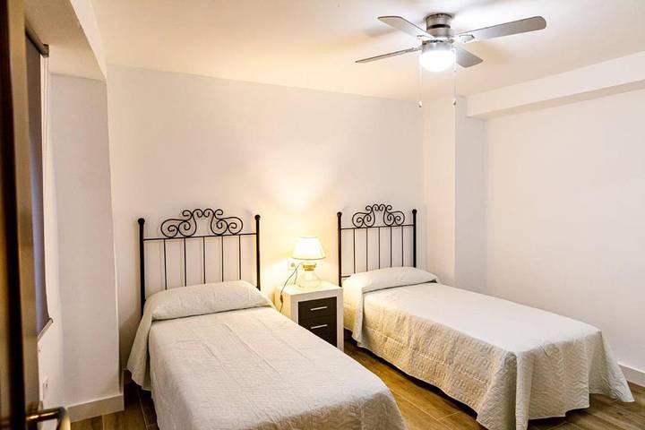 Casa rural para 6 personas, con jardín en Pegalajar - 3