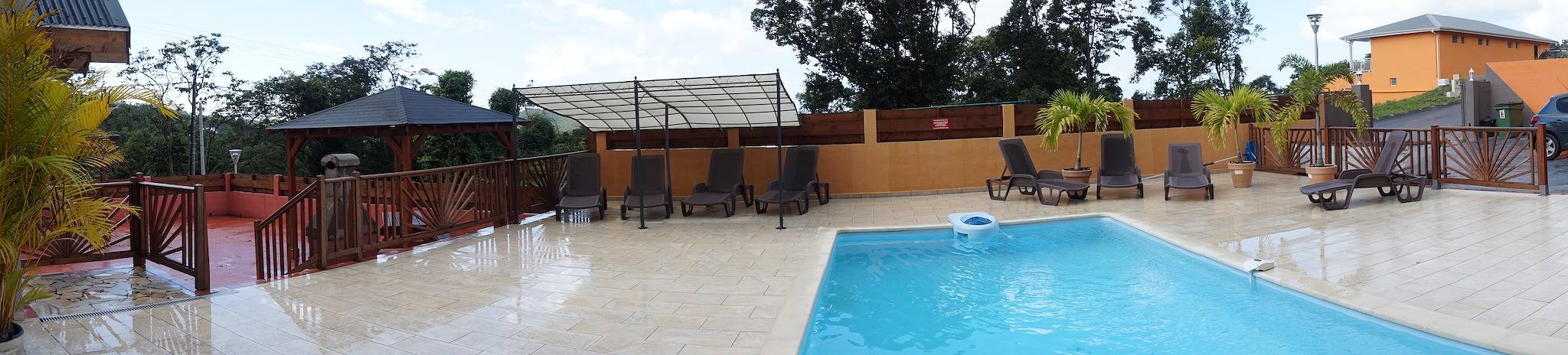 Ganze Wohnung, Romantisches Apartment in Deshaies - 46 m² - Spa und Pool in Deshaies, Guadeloupe