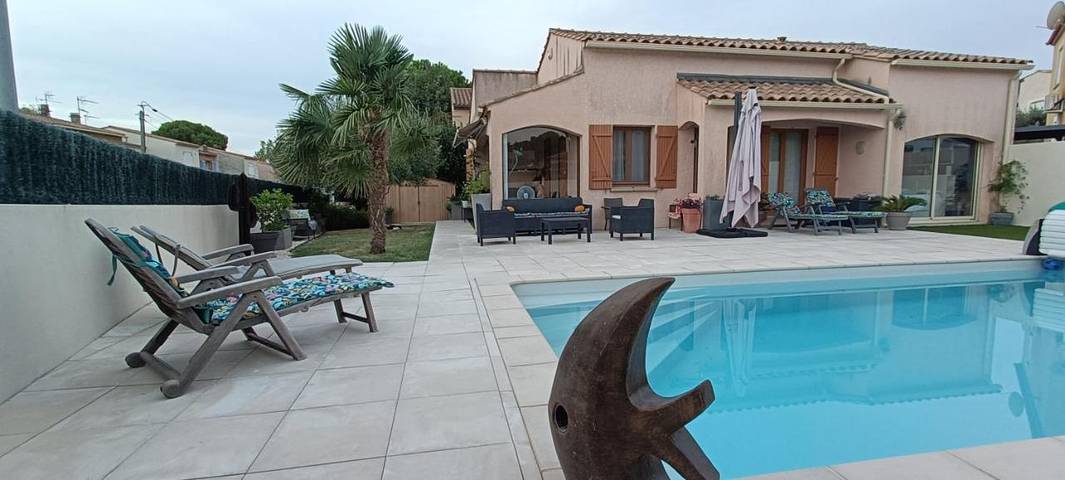 Chambre d’hôte pour 2 personnes, avec Terrasse ainsi que Jardin et Piscine