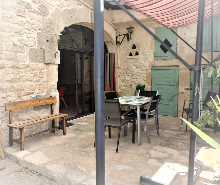 Gîte pour 5 personnes, avec terrasse et jardin
