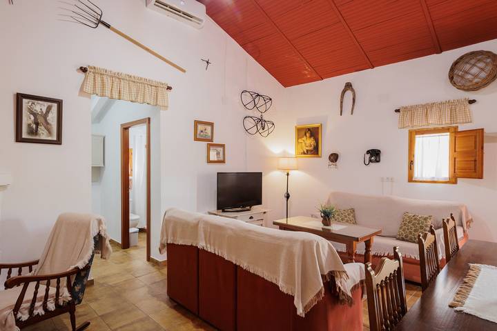 Apartamento de vacaciones para 6 personas, con jardín, Familias con niños en Sierra Norte de Sevilla - 3