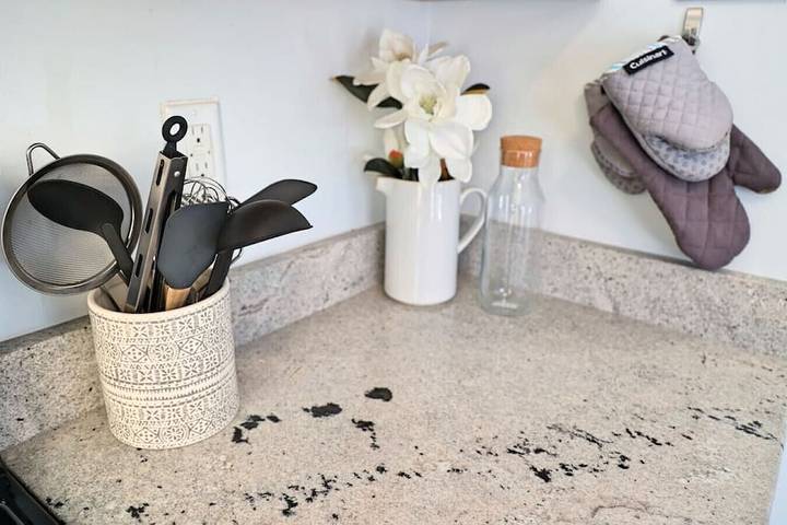 Vacation rental for 6 people, with balcony and yard in Wake County