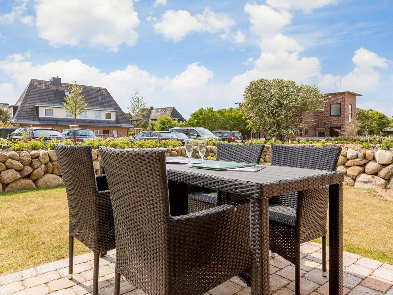 Ganze Ferienwohnung, Strandgut Wohnung 2 - Appartement im Haus Strandgut mit 3 Zimmern. auf ca. 58 m², für max. 3 Personen. in Wenningstedt, Sylt
