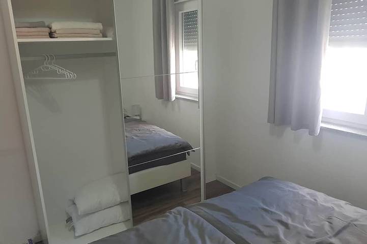 3-bedroom house in lovely Drinovci with Ac, Wifi. Enjoy a peaceful stay in Dalmatinisches Zagora