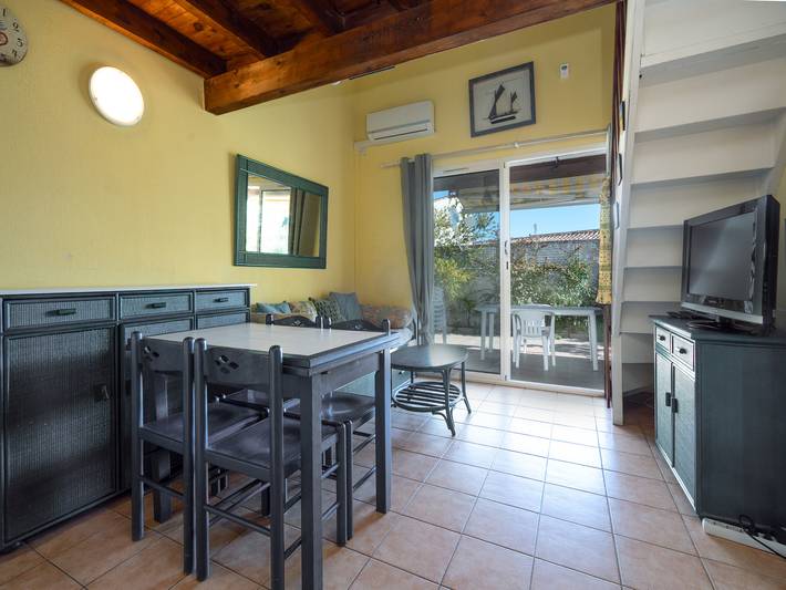 Location de vacances pour 8 personnes, avec jardin dans Plage Rochelongue