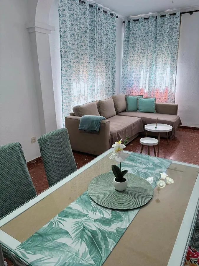 Ferienwohnung für 5 Personen, mit Garten und Ausblick sowie Terrasse - 1