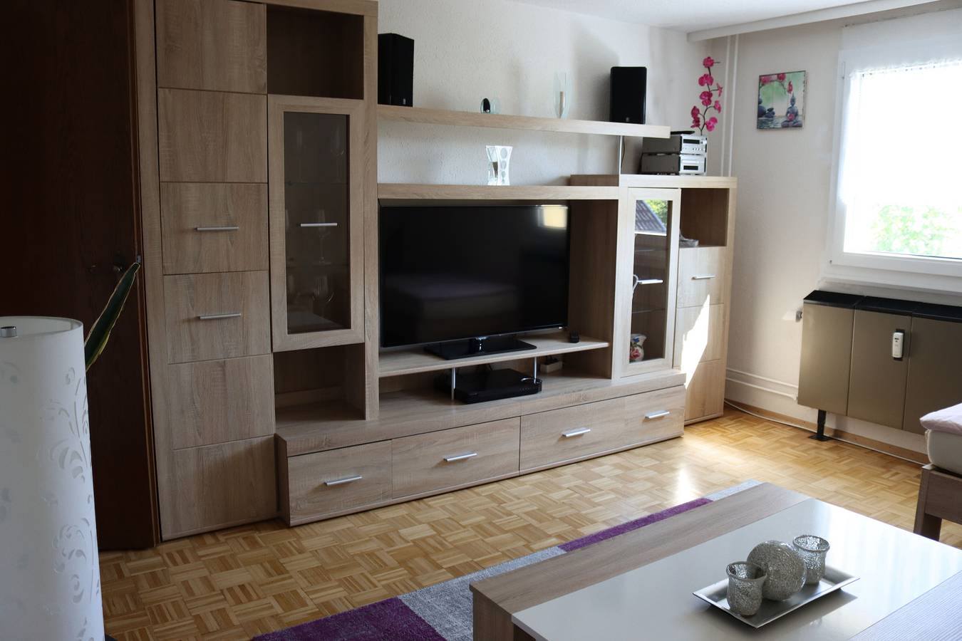 Ganze Wohnung, Ferienwohnung 'Honacker' mit Privatterrasse, Gemeinschaftsgarten und Wi-Fi in Steißlingen, Landkreis Konstanz