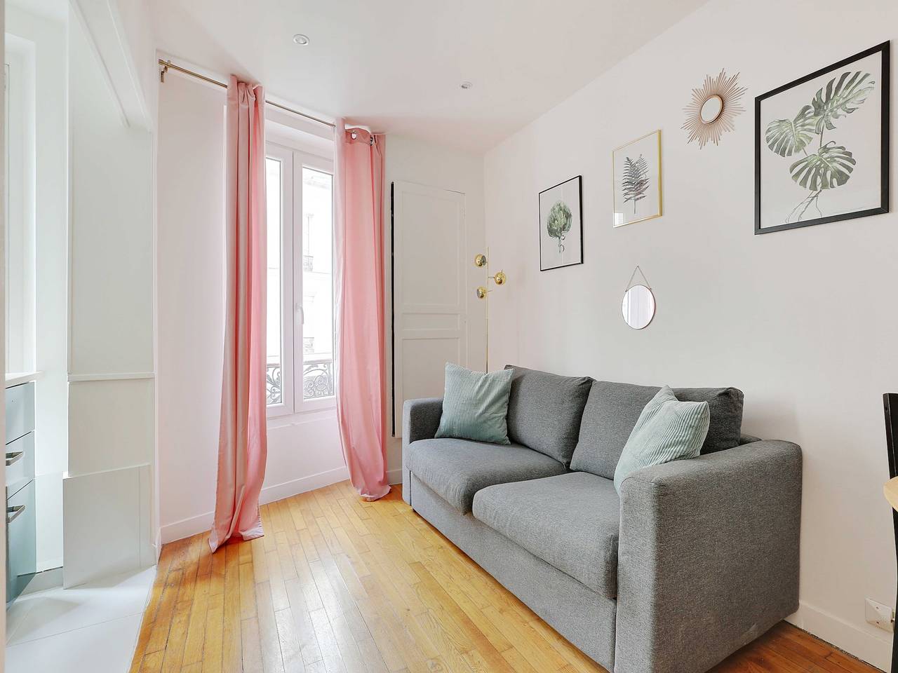 Ganze Wohnung, Ruhe in der Nähe von Batignolles in Paris, Ile de France