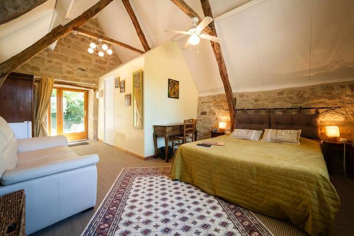 Hôtel pour 5 personnes, avec vue ainsi que jardin et piscine à Causse-et-Diège - 3