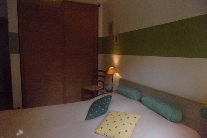 Location de vacances pour 4 personnes, avec terrasse ainsi que jacuzzi et jardin, animaux acceptés à Montségur-sur-Lauzon - 3