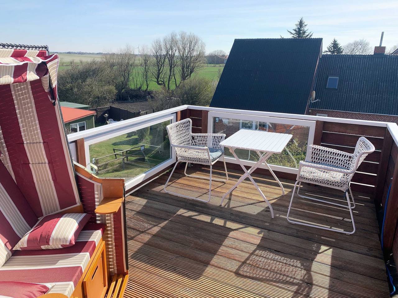 Ganze Ferienwohnung, Unser Haus am Deich - Wohnung Meerblick - Wohnung Meerblick in Nordstrand (Gemeinde), Nordstrand