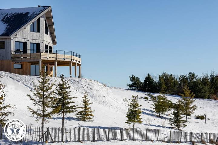 Gîte pour 8 personnes, avec sauna et terrasse ainsi que jacuzzi et jardin dans Super Besse - 2