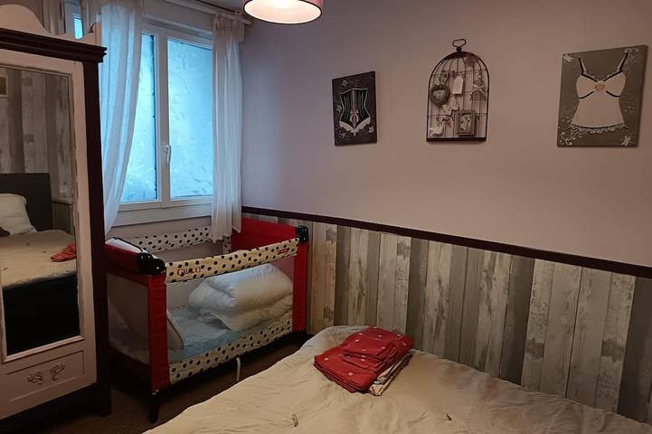 In the center of the Luz Saint Sauveur valley, house with swimming pool and beautiful view. in Barèges, Nationalpark Pyrenäen