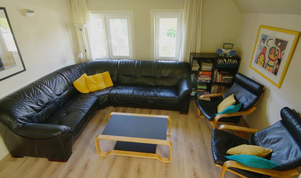 Three-Bedroom House in Opoeteren, Maaseik