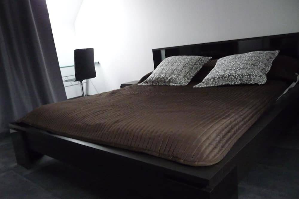 Appartement entier, *** Calme et lumineux à 2 pas des plages et des commerces - 2/4 personnes Wifi in Binic, Côte de Goëlo