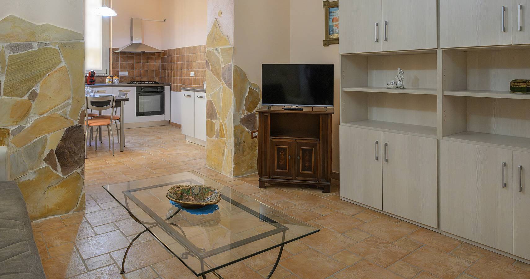 Entire apartment, Caravaggio47 in Pivarada, Sassari Province