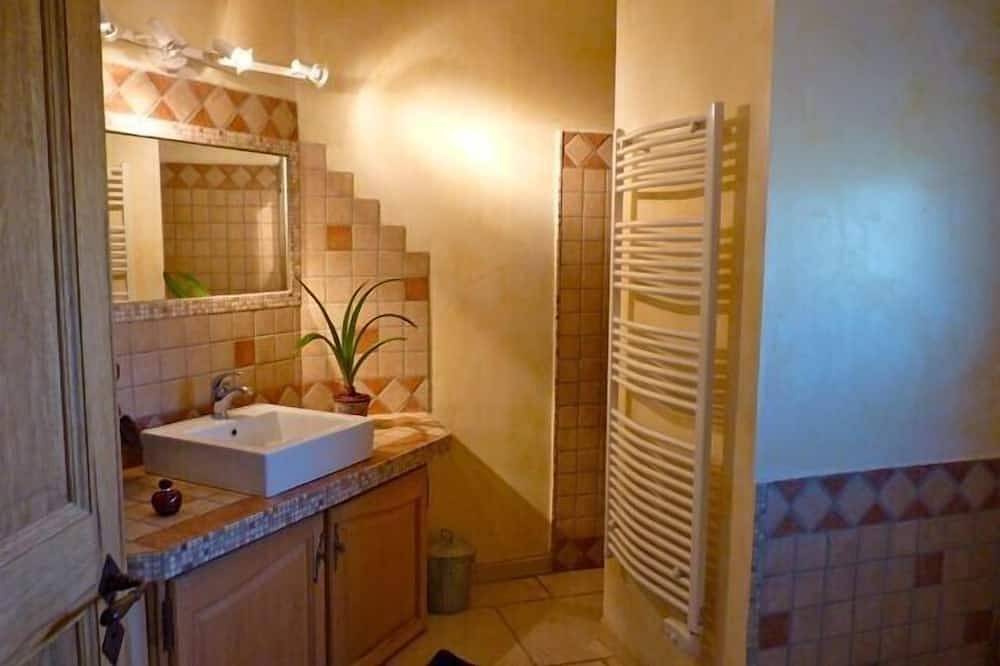 Luberon Beautiful air-conditioned provencal house with private pool in the countryside in Cavaillon, Parc naturel régional du Luberon