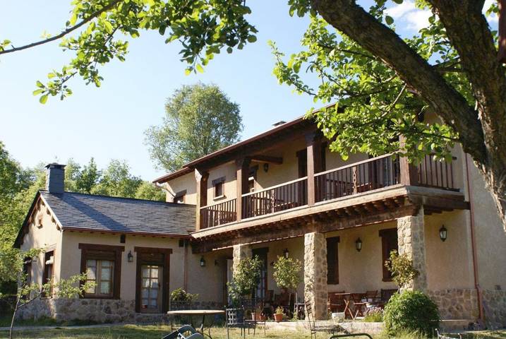 Hotel para 3 personas, con vistas y jardín en Sanabria (Zamora)