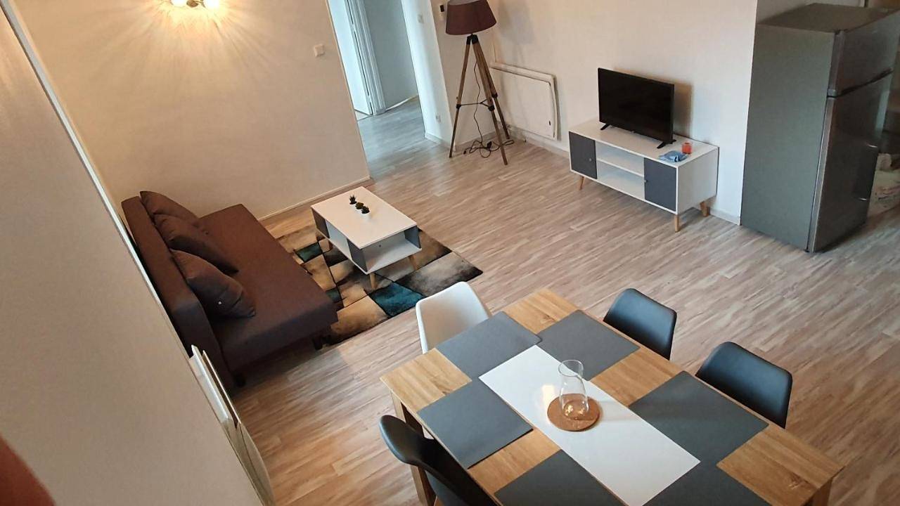 Appartement entier, Two-Bedroom Apartment in Mercus-Garrabet, Ariège
