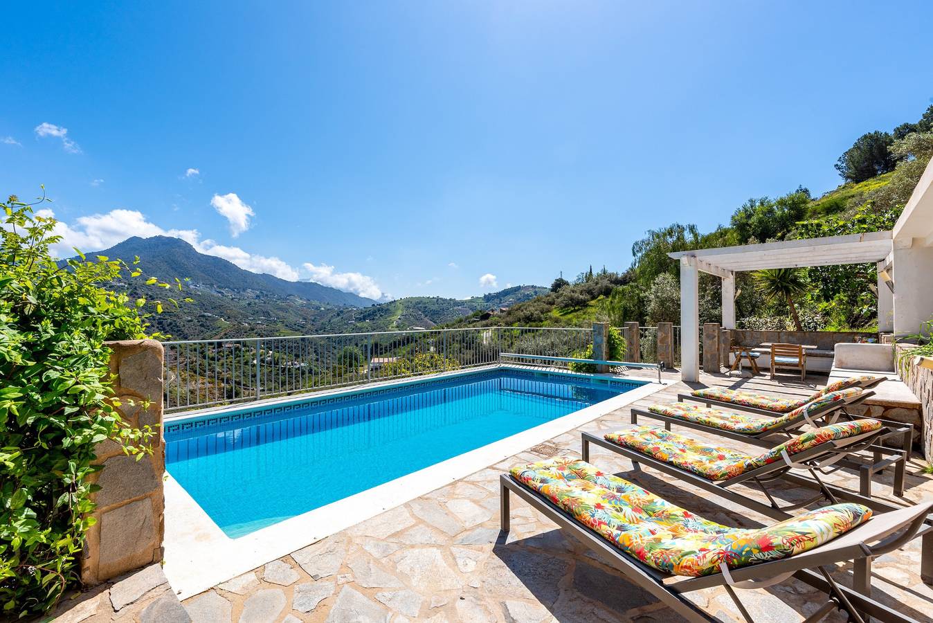 Villa Finca Los Elfos with Mountain View, Pool & Wi-Fi in Torrox, Costa del Sol