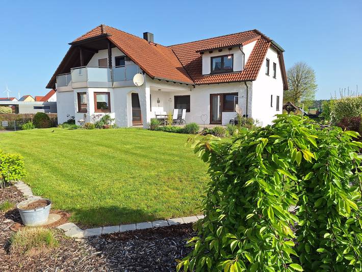 Ferienwohnung für 4 Personen, mit Balkon und Balkon/Terrasse sowie Garten