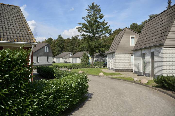 Bungalow für 6 Personen, mit Terrasse und Balkon/Terrasse in den Niederlande - 4