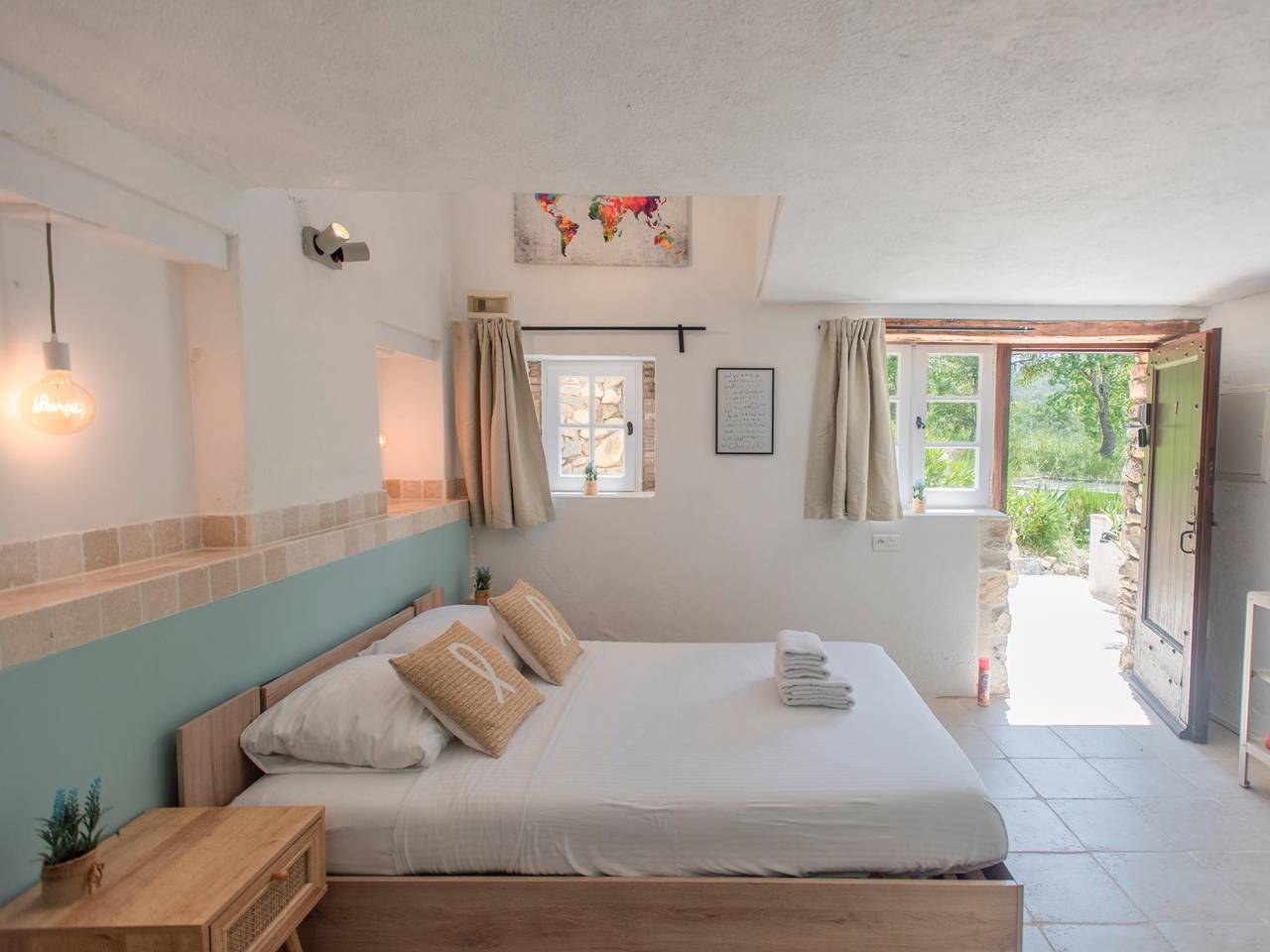 Attractively furnished gite on a small domain
 in Plan-de-la-Tour, Region de Draguignan
