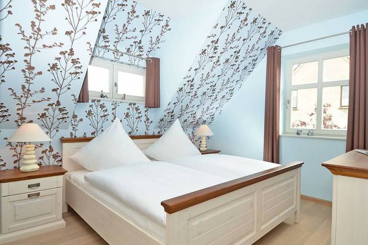 Ferienhaus für 7 Personen, mit Balkon und Garten sowie Sauna in Middelhagen - 2