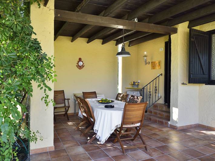 Villa Serena Costa Rei – Beachfront Holiday Home with Garden in Costa Rei, Muravera