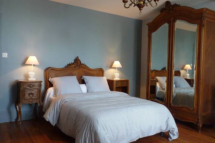 Gîte pour 10 personnes, avec jardin à Briennon - 2