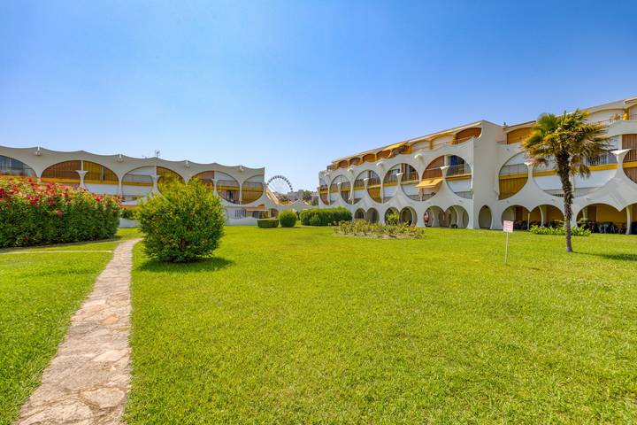 Gîte pour 4 personnes, avec Balcon en Camargue - 2
