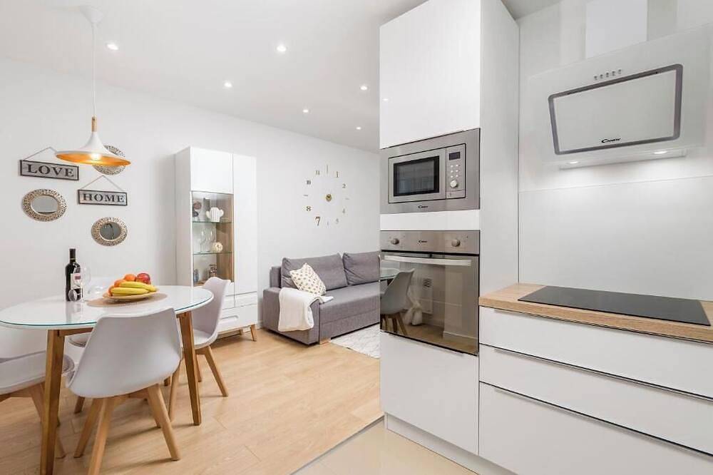 Ganze Wohnung, Opa Gold Apartment, Rijeka Stadtzentrum, 2-Zimmer-Wohnung in Rijeka, Primorje-Gorski Kotar