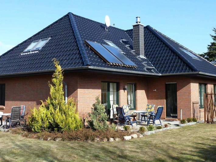 Ferienhaus für 2 Personen, mit Garten, kinderfreundlich in Wiek
