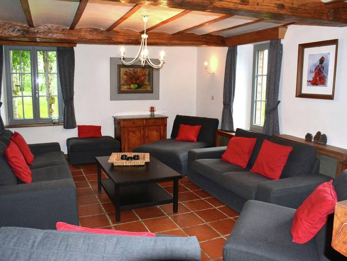 Location de vacances pour 15 personnes, avec jardin à Gouvy - 2