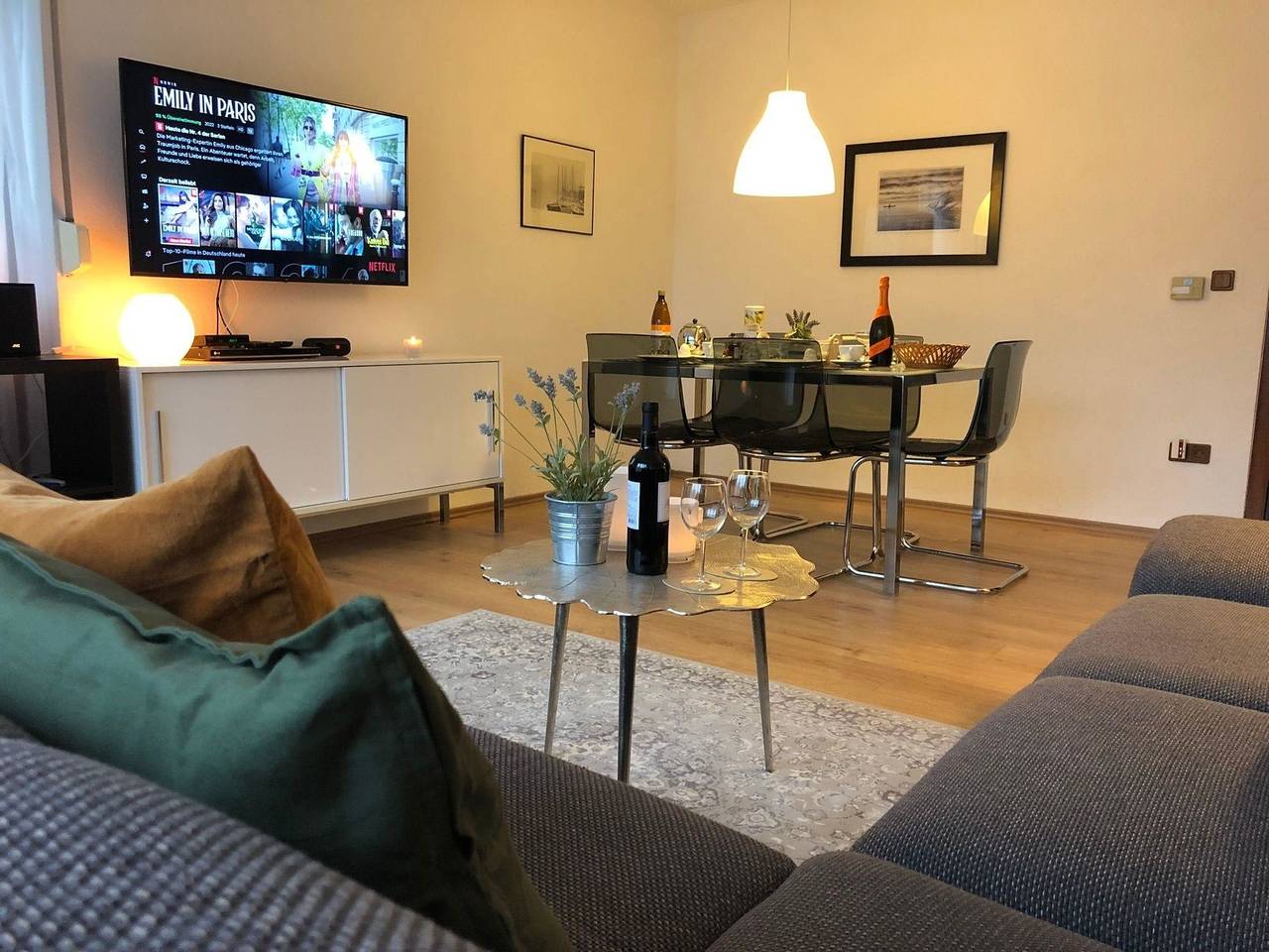 Ganze Ferienwohnung, Ferienwohnung "Kapitän Hook" mit Sonnenterrasse & Garten zwischen Strand, Wald & Wiese auf Rügen! in Gustow, Stralsund Umland
