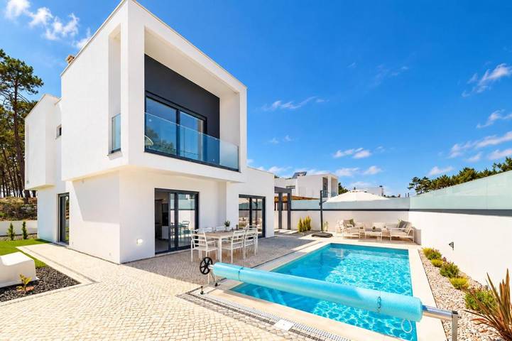 Location de vacances pour 6 personnes, avec Balcon ainsi que Piscine et Vue à Pataias