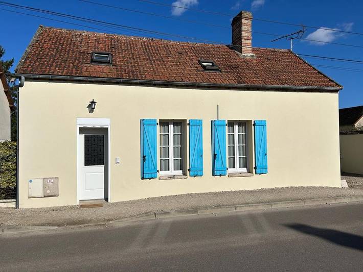 Location de vacances pour 6 personnes, avec Terrasse et Jardin à Saint-Valérien