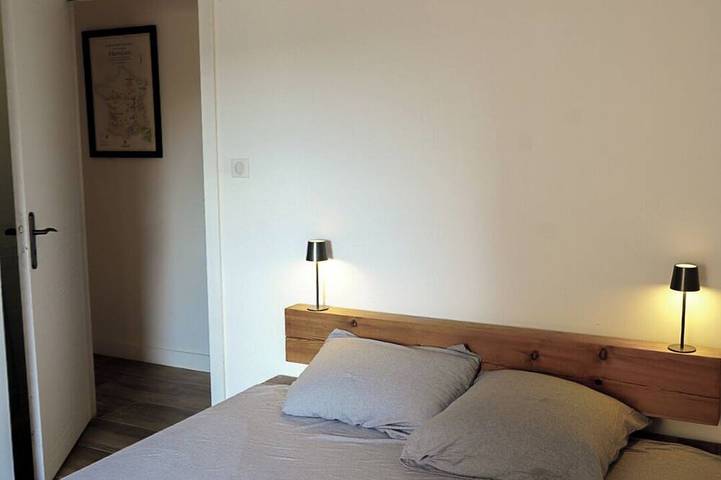 Location de vacances pour 8 personnes, avec jardin à Sainte-Anastasie - 2