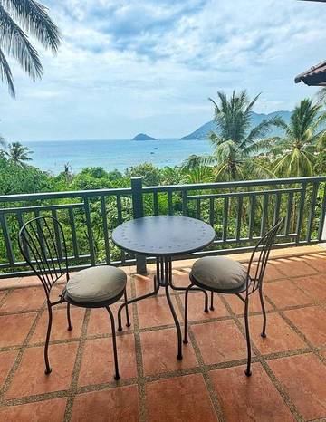 Maison d’hôte pour 2 personnes, avec vue ainsi que terrasse et jardin dans Koh Tao