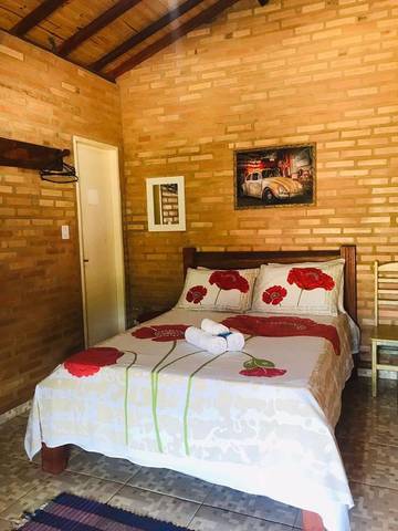 Maison d’hôte pour 2 personnes, avec terrasse et jardin à Cunha