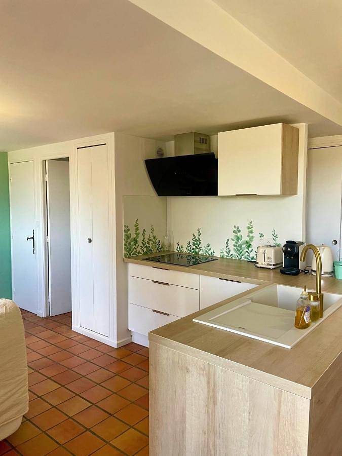 Appartement de vacances pour 4 personnes, avec vue ainsi que piscine et balcon